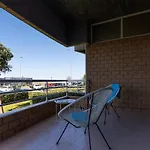 Augusta | Ocean Front Διαμέρισμα *